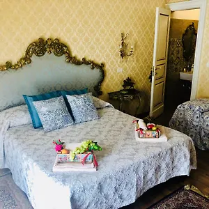  Bed & Breakfast Dimora Umberto Italia