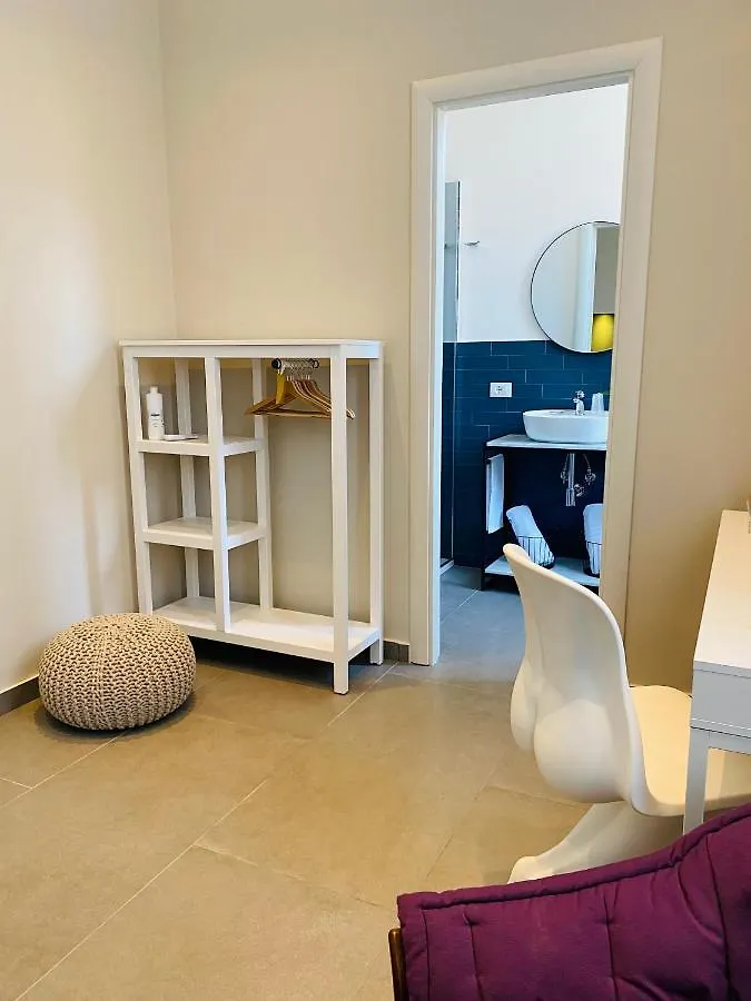 Catania Rooms 0*,  Italy